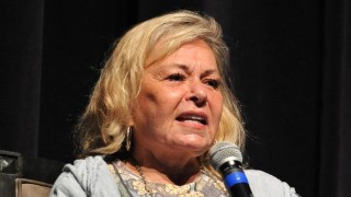 Roseanne Barr Compares Jewish People to Egyptian Pharaohs in Antisemitic Barb: They ‘Also Inbreed’ | Video